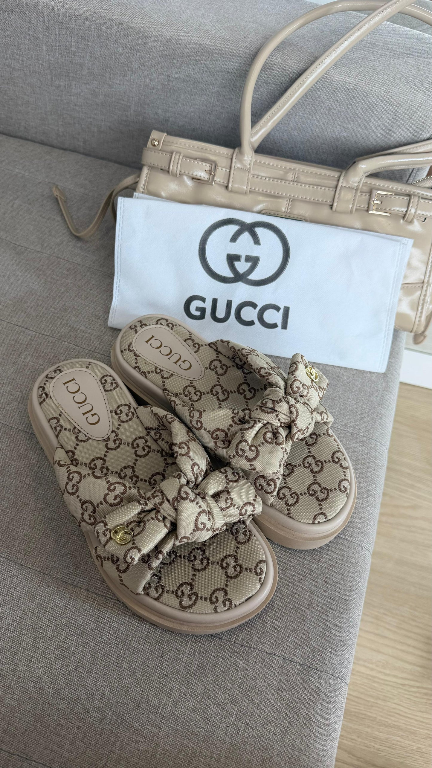 Papete Gucci